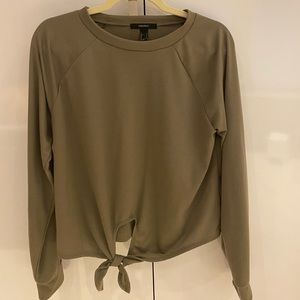 Green long sleeve sweater